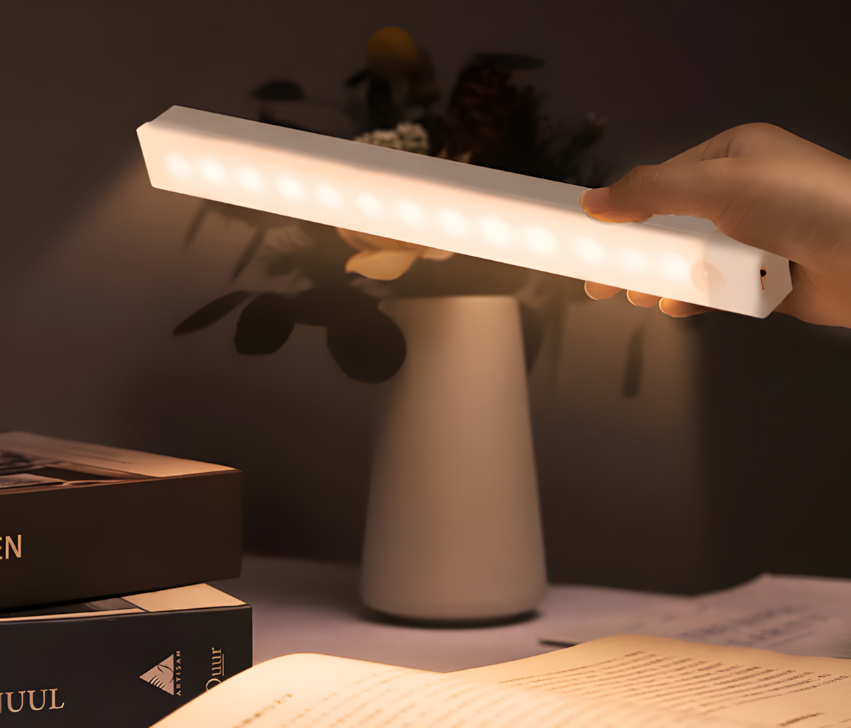 LumiTouch — Lampe LED Sans Fil à Détecteur de Mouvement